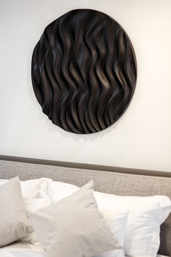 Buy Modern & Contemporary Wall Mounted Sculptures | Iktam